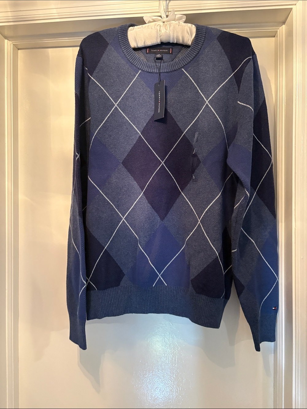 Tommy Hilfiger Men's Blue Argyle Crewneck Sweater size L